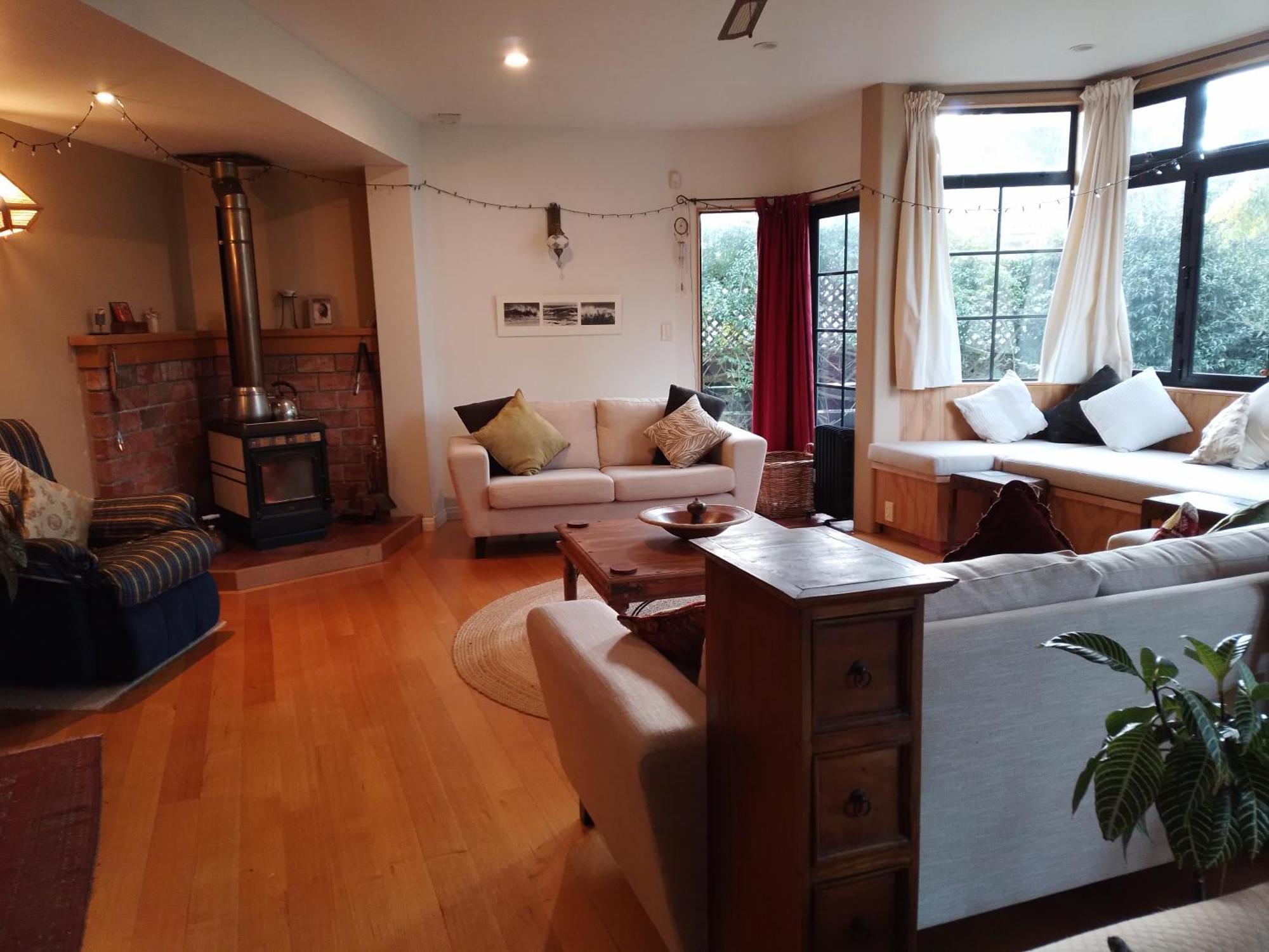 Birds Eyes Te Awanga Bed & Breakfast Exterior foto